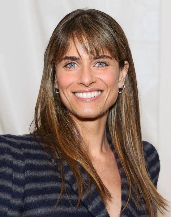 Amanda Peet