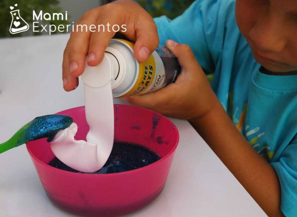 Cómo hacer un slime sin espuma de afeitar?