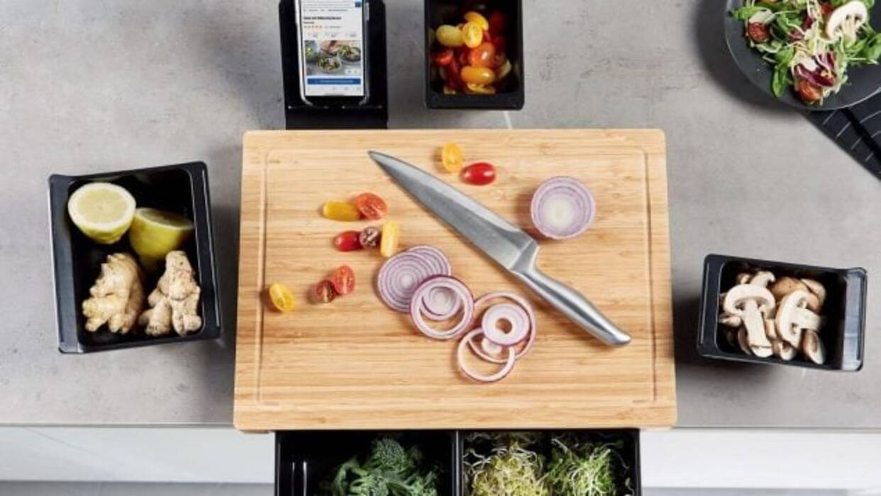 Cómo disponer estéticamente las tablas de cortar en la cocina?
