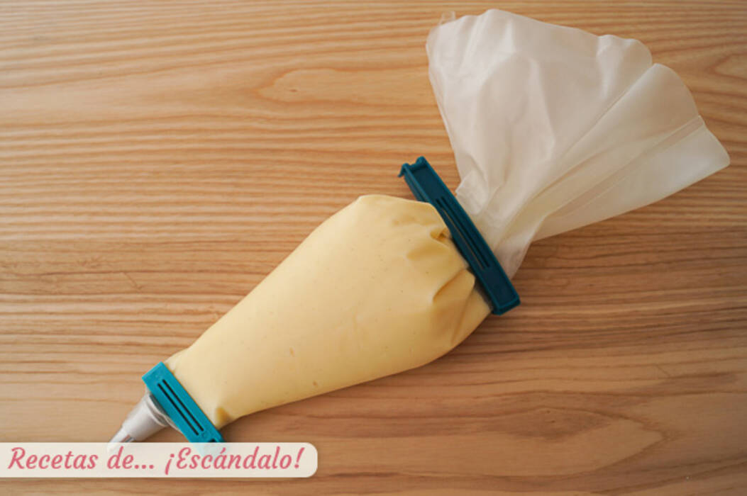 Cómo hacer una manga pastelera con tus propias manos?