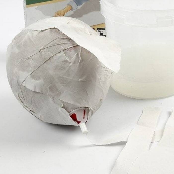 Cómo hacer un globo con la técnica del papel maché?