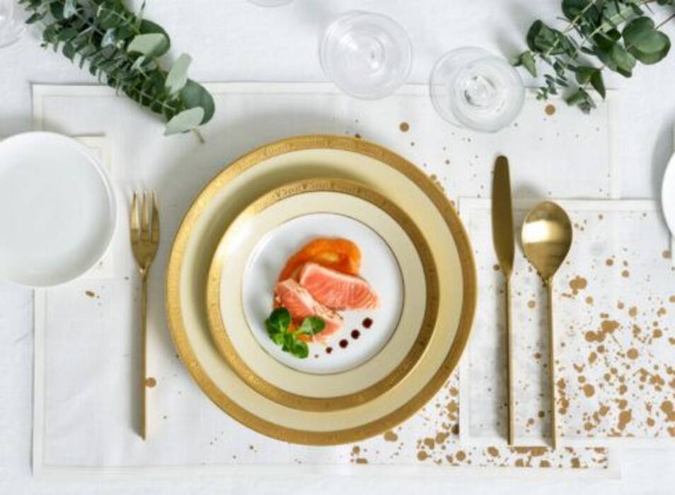 Todo sobre las servilletas bajo los platos para poner la mesa