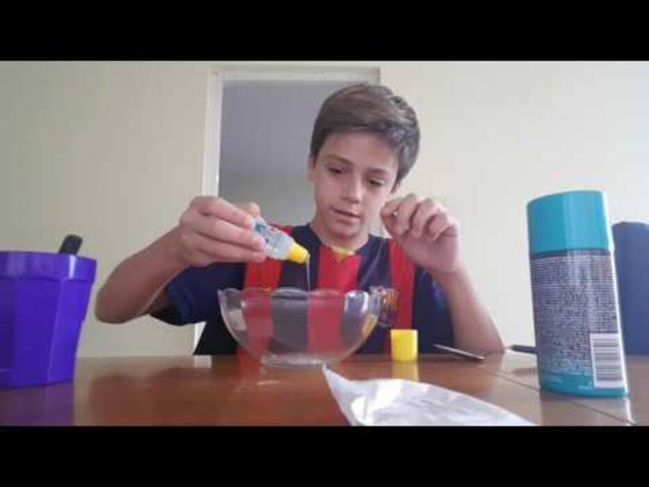 Cómo hacer un slime de sosa?