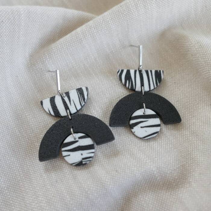 Hacer pendientes con plastilina ligera