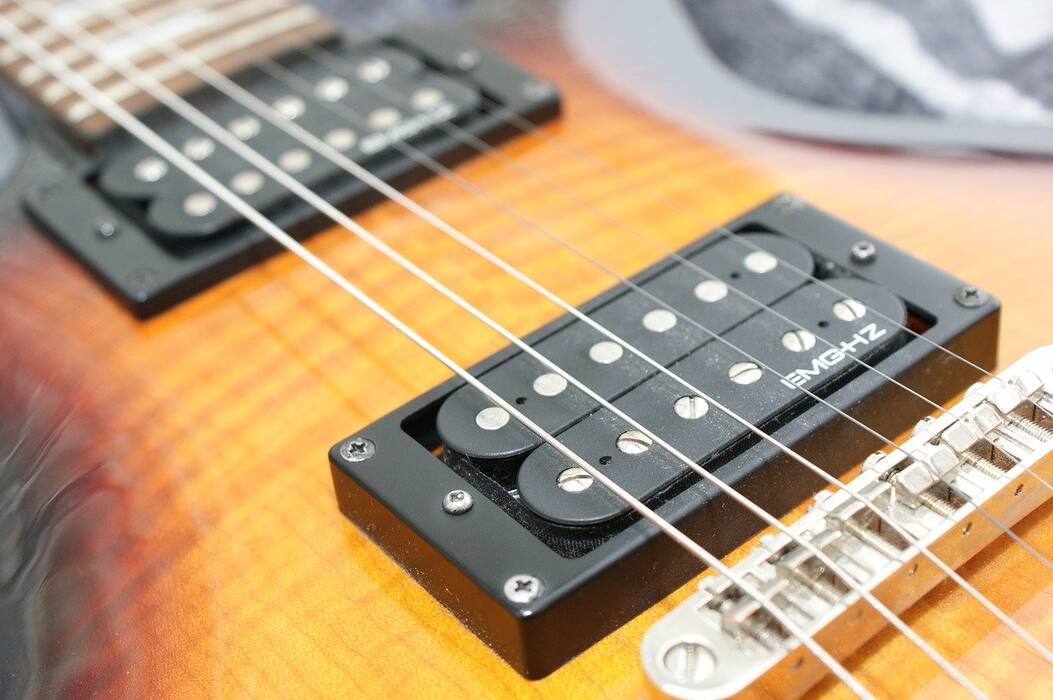 Qué hacer si se rompe la cuerda de la guitarra?